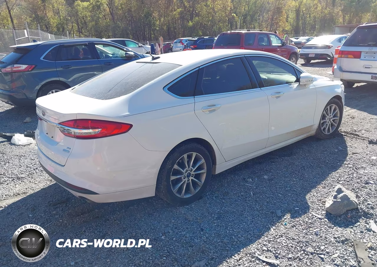 2017 Ford Fusion Se VIN:3FA6P0HD2HR142932 - 4