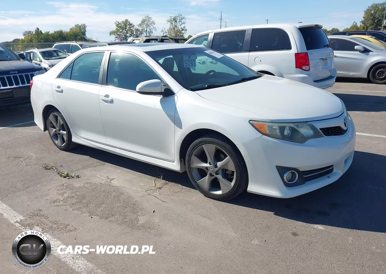 2012 Toyota Camry Se Limited Edition – zdjęcie 1 z 11