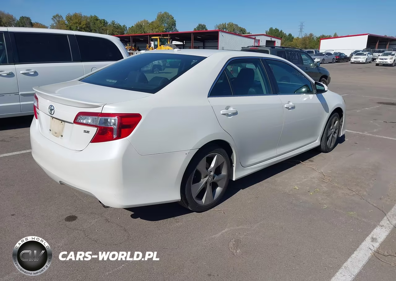2012 Toyota Camry Se Limited Edition VIN:4T1BF1FK7CU622898 - 4