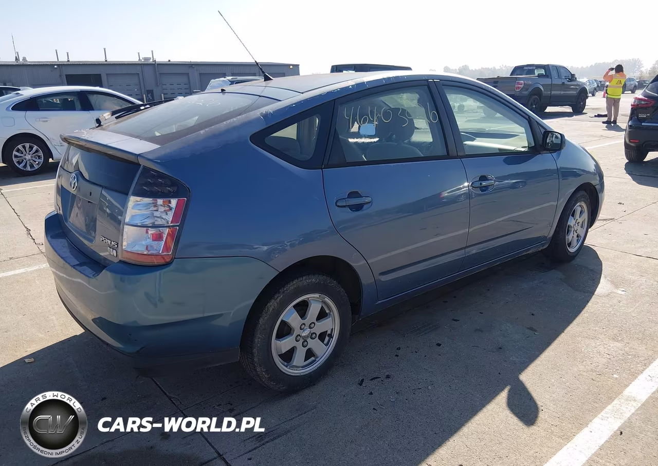 2004 Toyota Prius VIN:JTDKB20U640006392 - 4