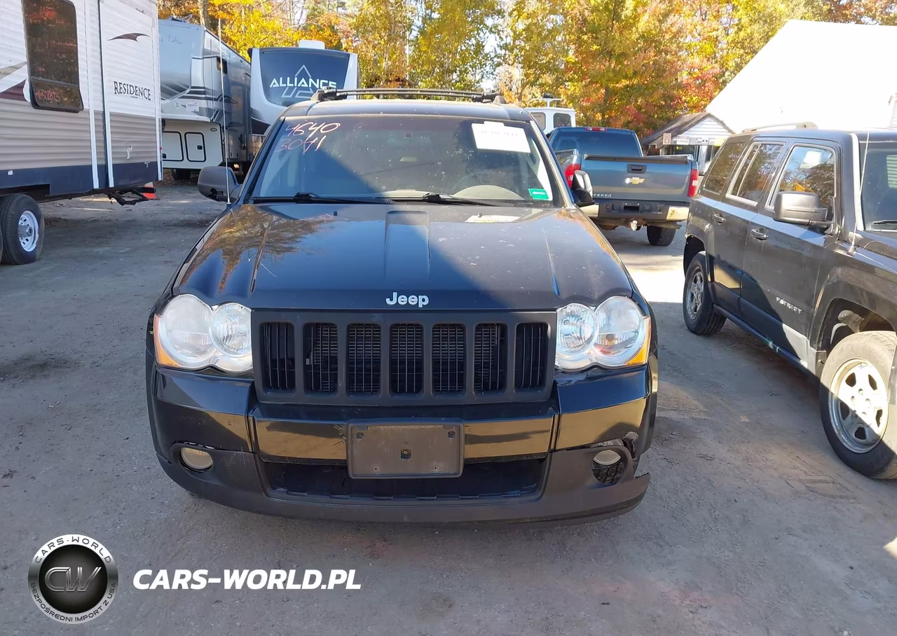 2010 Jeep Grand Cherokee Laredo VIN:1J4PR4GK2AC152133 - 13