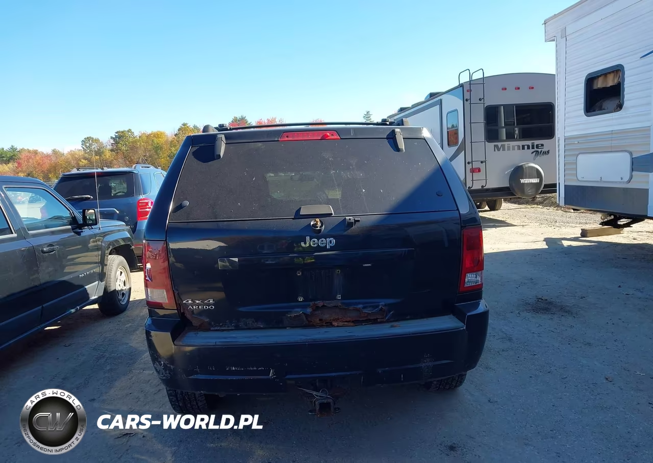 2010 Jeep Grand Cherokee Laredo VIN:1J4PR4GK2AC152133 - 15
