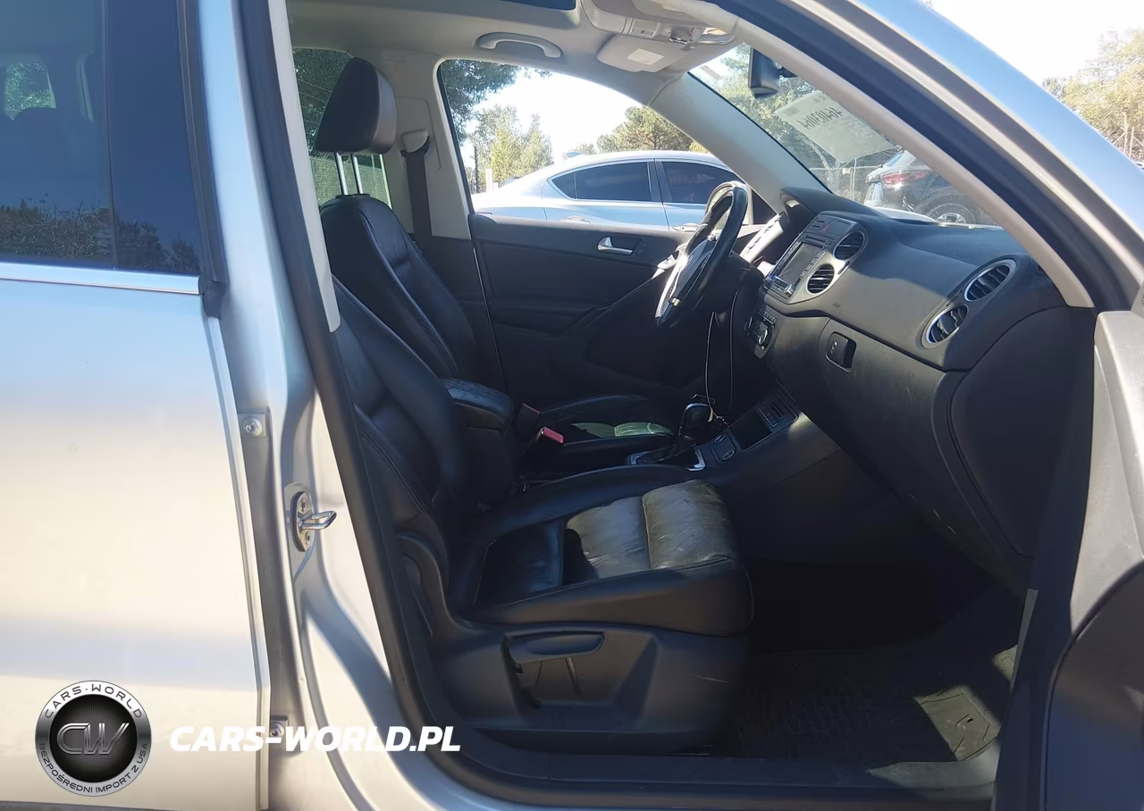 2011 Volkswagen Tiguan Sel VIN:WVGBV7AXXBW554625 - 5
