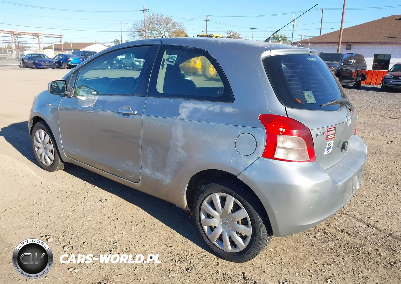 2007 Toyota Yaris VIN:JTDJT923X75095526 - 3