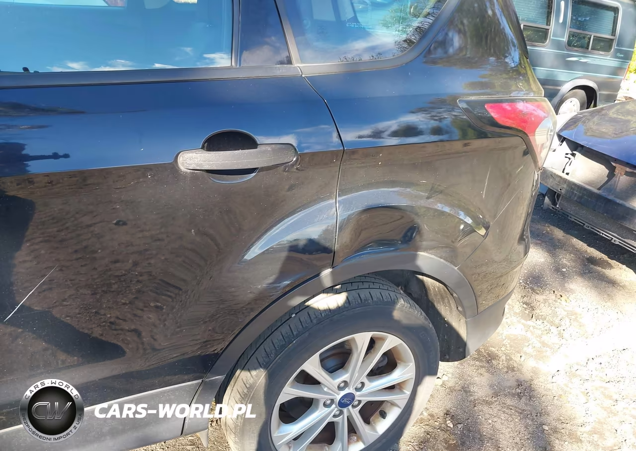 2017 Ford Escape S VIN:1FMCU0F72HUF00392 - 6