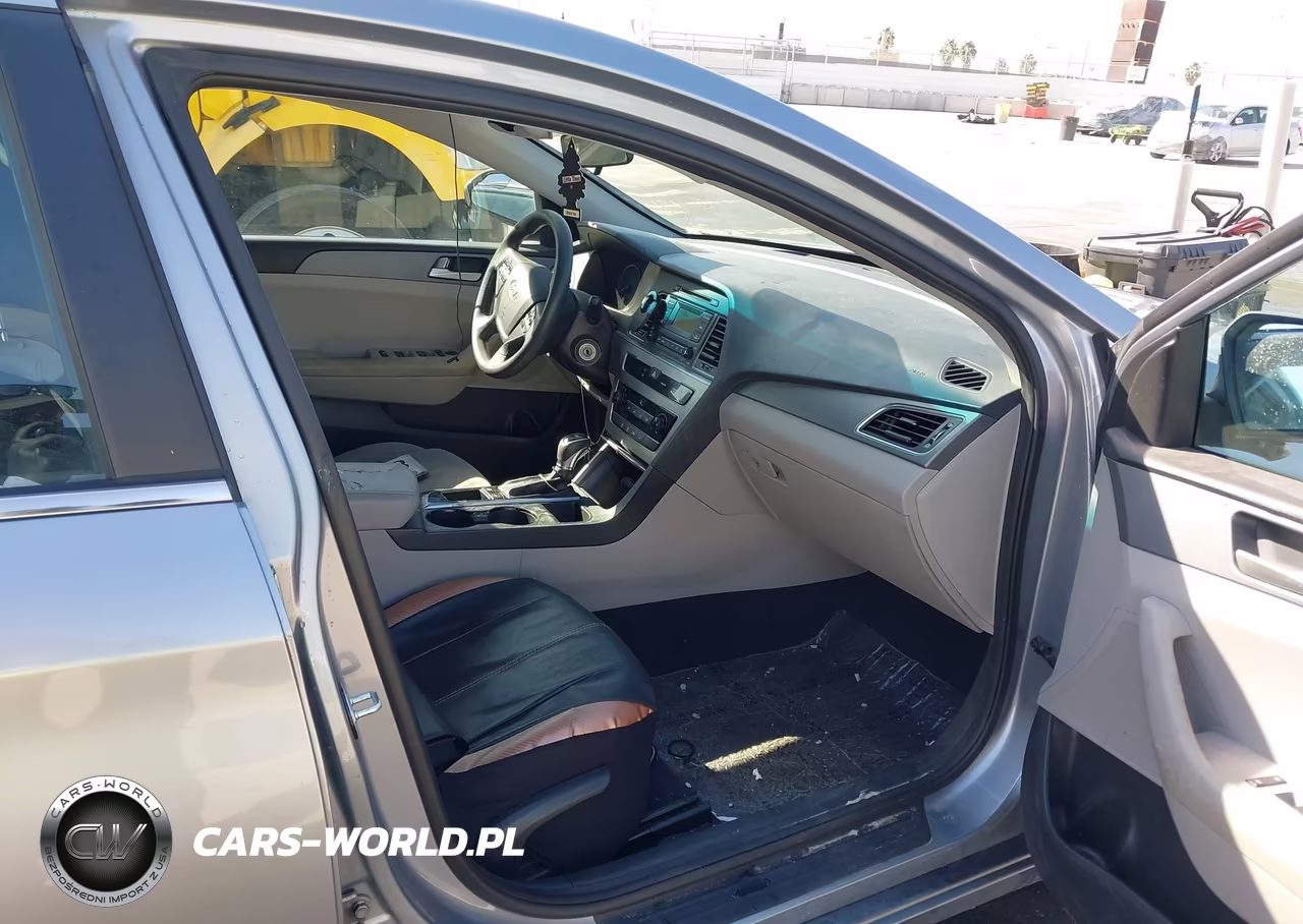 2017 Hyundai Sonata VIN:5NPE24AF4HH583097 - 5