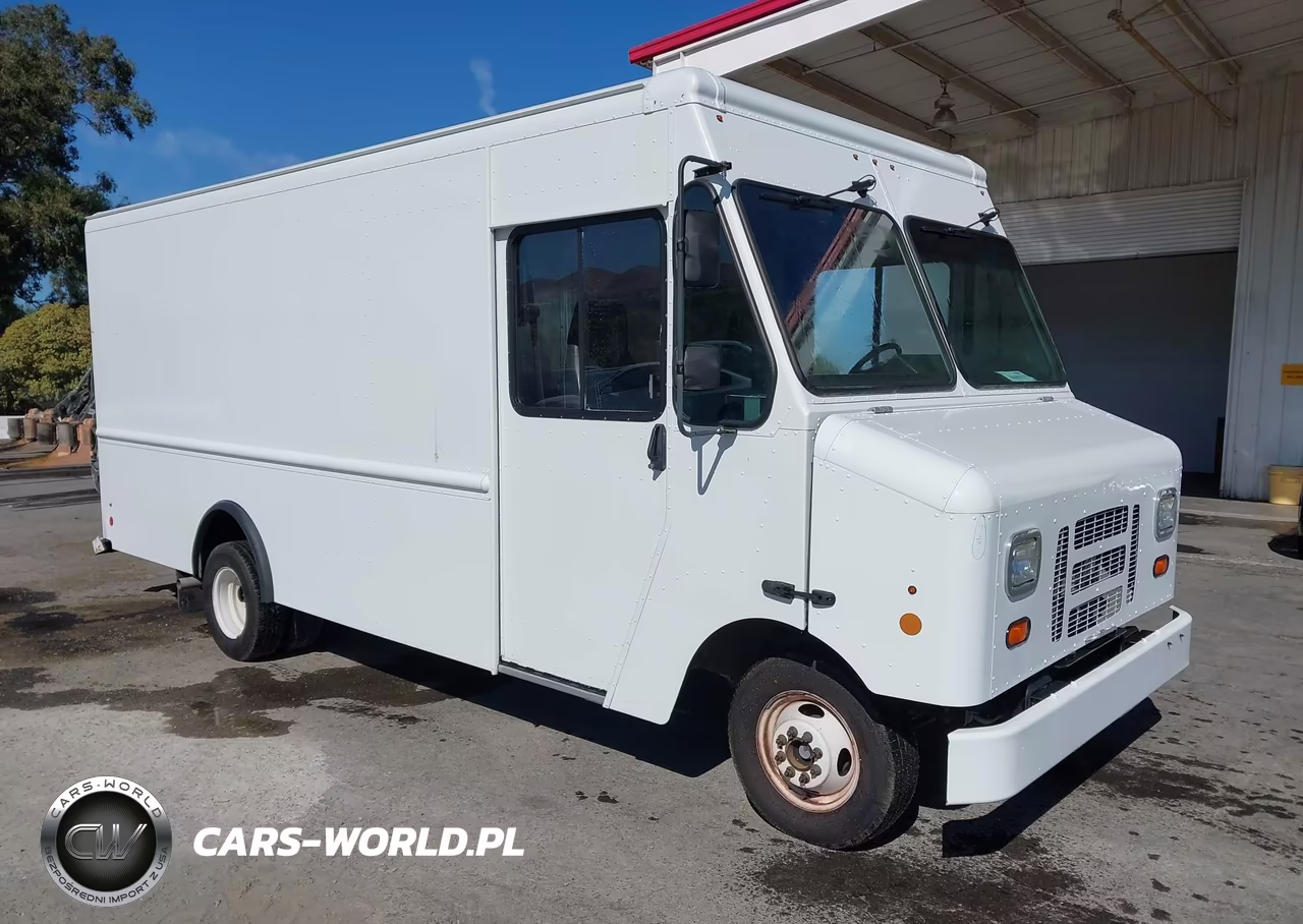2014 Ford E-450 Stripped VIN:1FC3E4KL6EDA98318 - 1