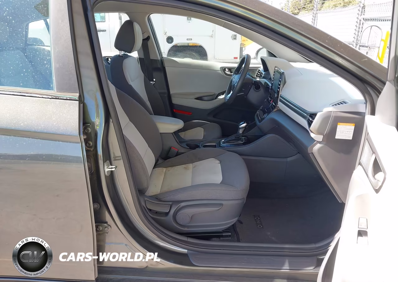 2020 Hyundai Ioniq Hybrid Blue VIN:KMHC65LC0LU220178 - 5