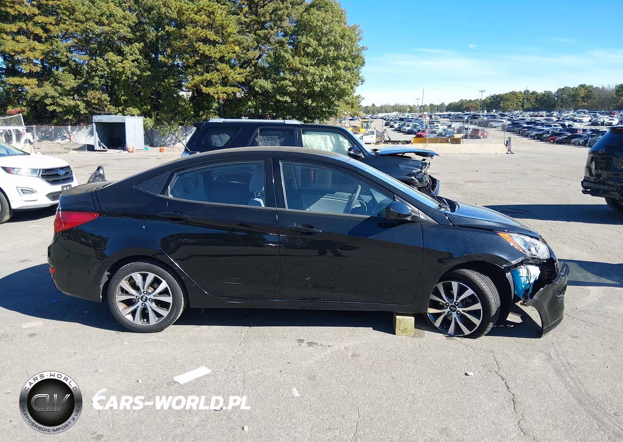 2017 Hyundai Accent Value Edition VIN:KMHCT4AE6HU389023 - 13