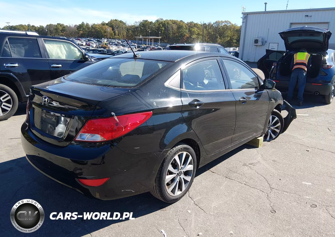 2017 Hyundai Accent Value Edition VIN:KMHCT4AE6HU389023 - 4