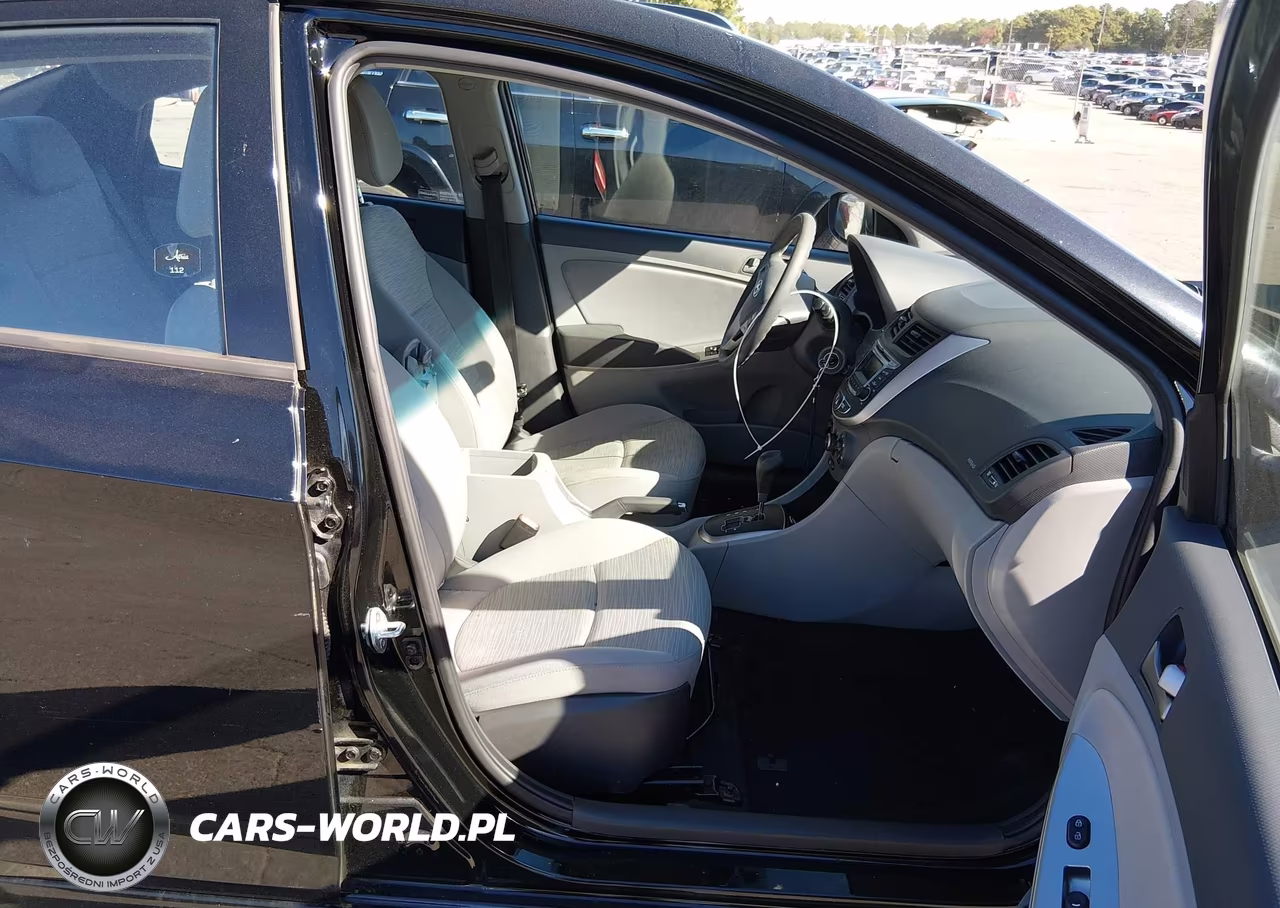 2017 Hyundai Accent Value Edition VIN:KMHCT4AE6HU389023 - 5