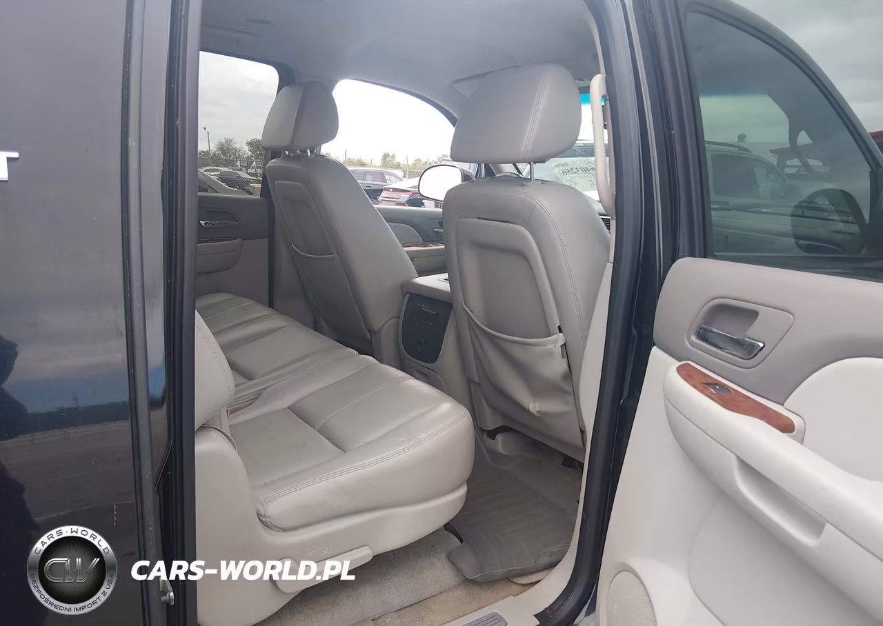 2008 Chevrolet Suburban 1500 Lt VIN:1GNFC16008R119048 - 8