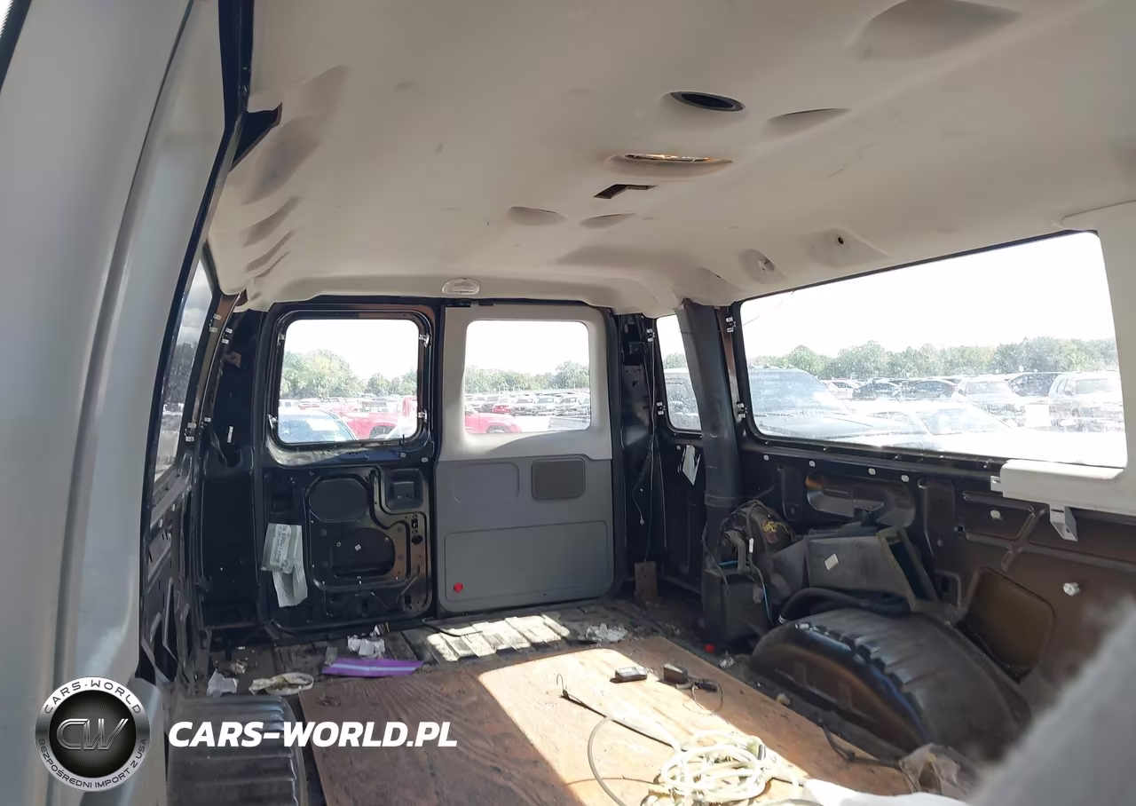 2012 Ford Econoline Wagon Xlt VIN:1FBSS3BL1CDA20805 - 8