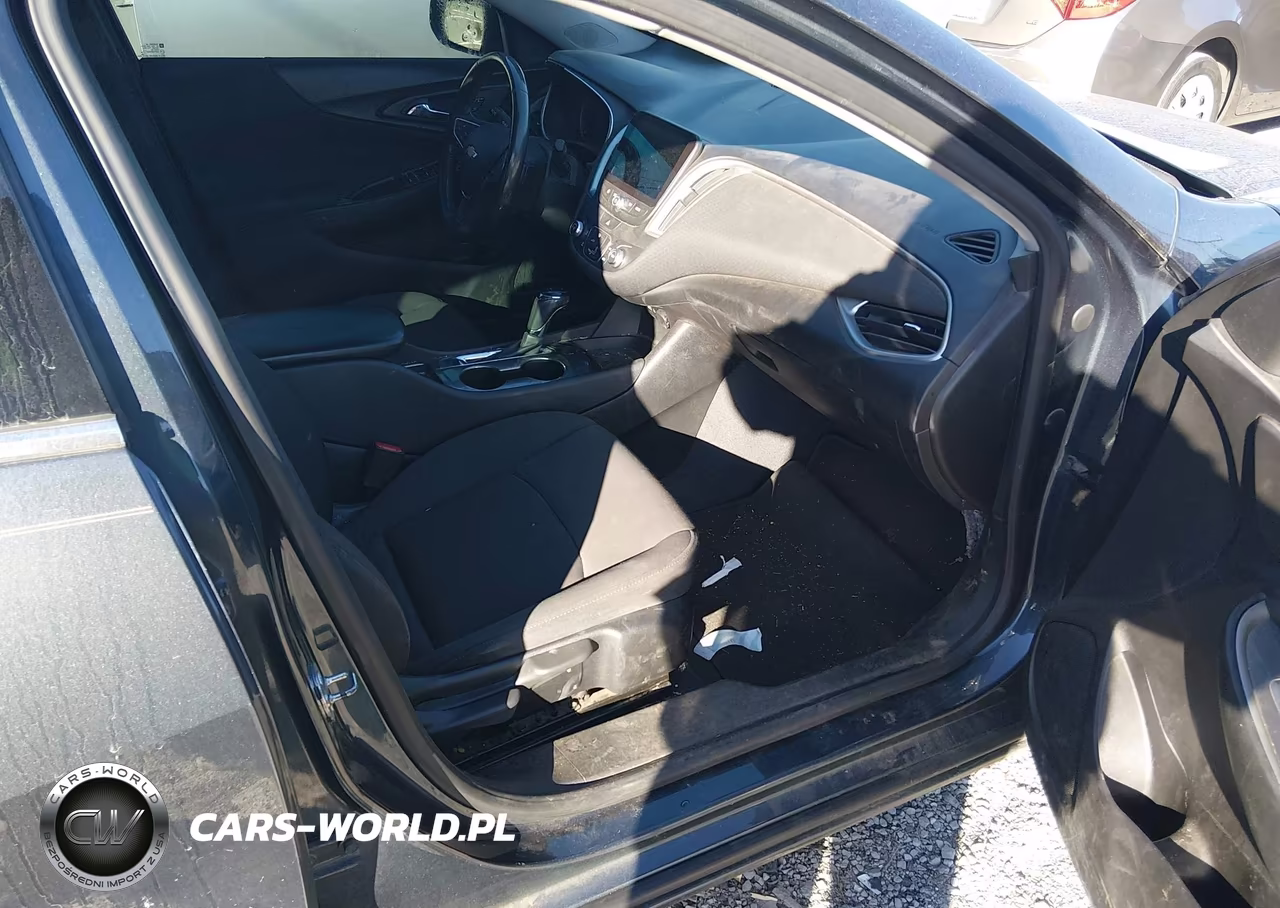 2019 Chevrolet Malibu Rs VIN:1G1ZG5STXKF193547 - 5