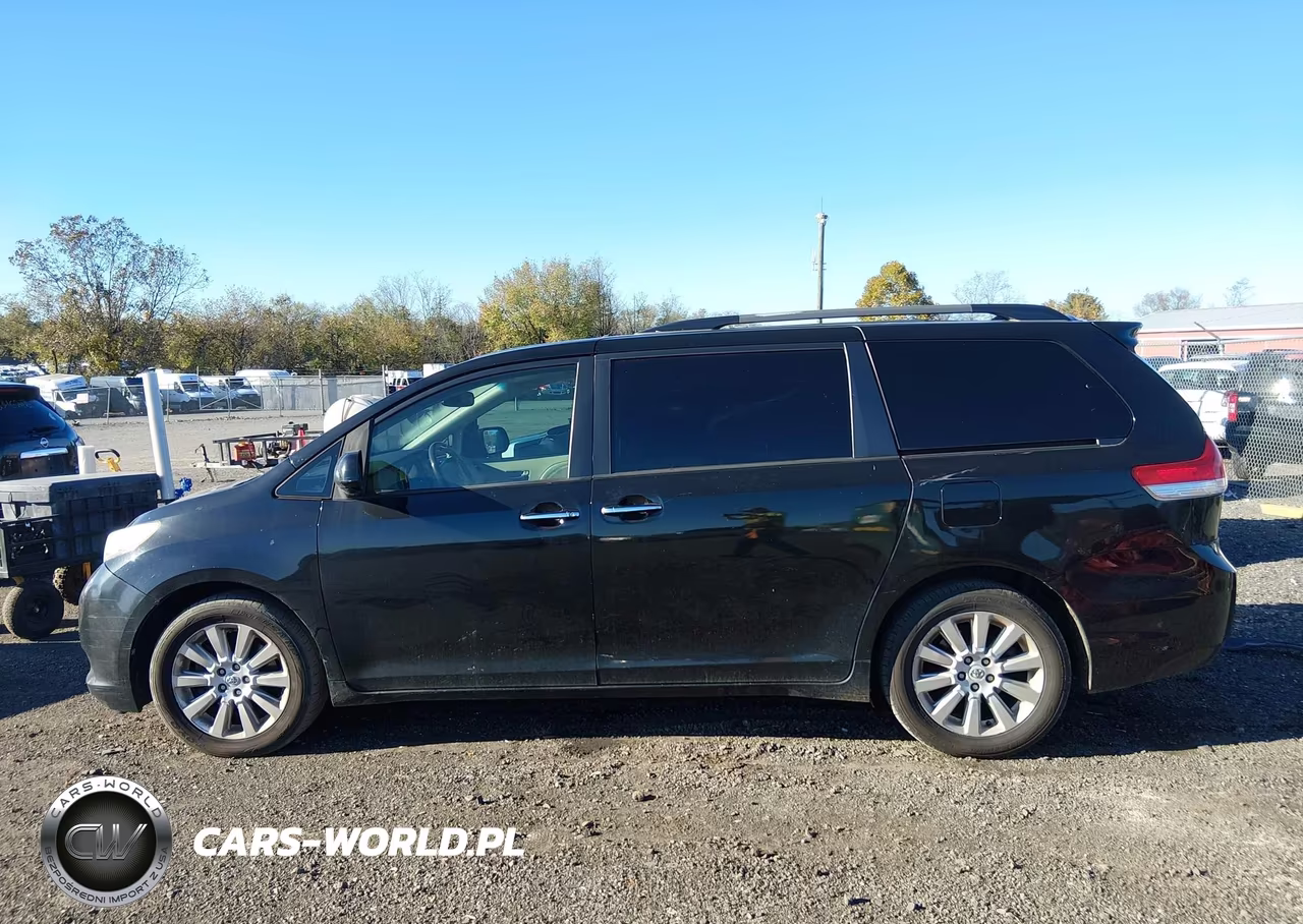 2011 Toyota Sienna Limited VIN:5TDDK3DC2BS017366 - 14