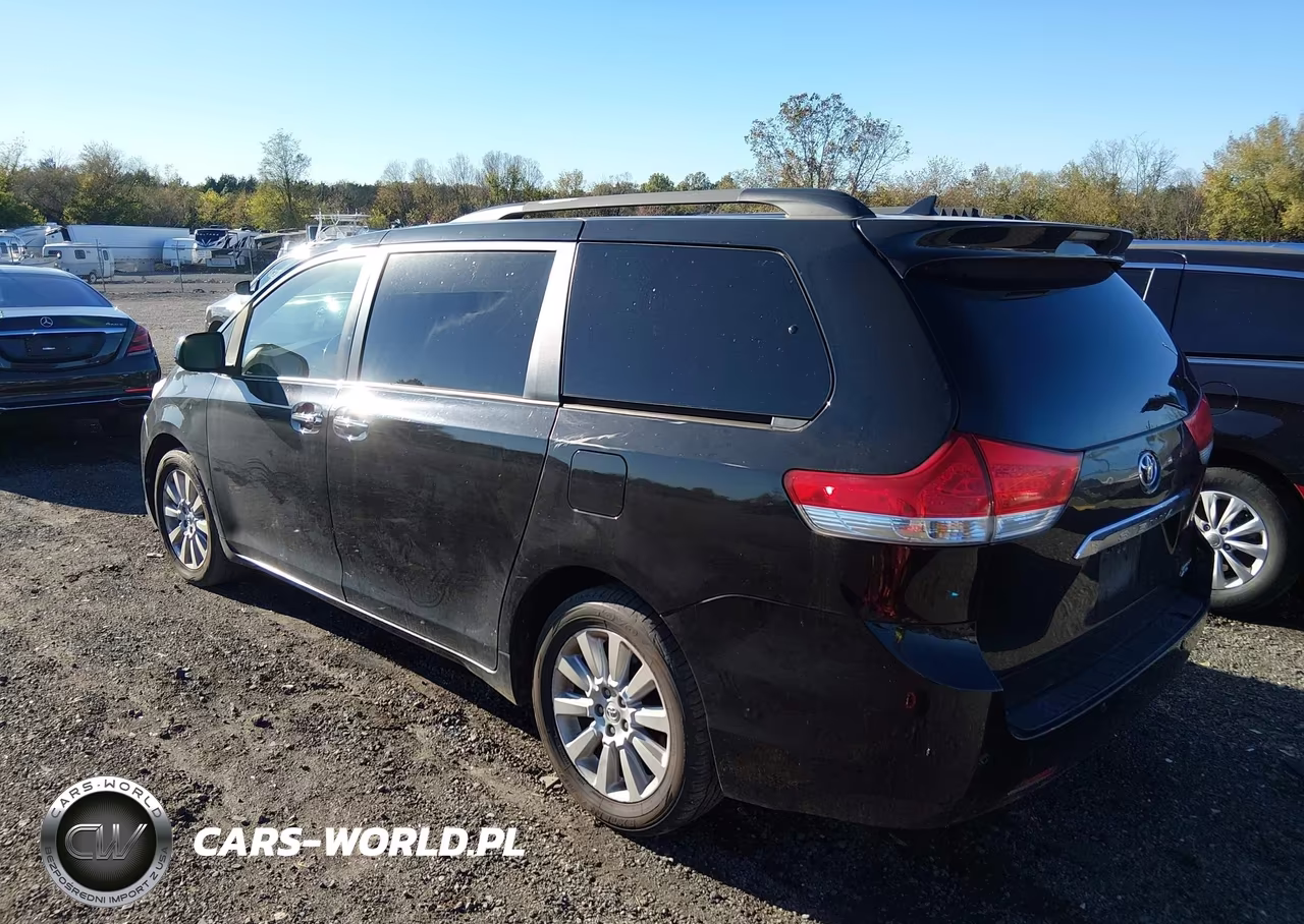 2011 Toyota Sienna Limited VIN:5TDDK3DC2BS017366 - 3