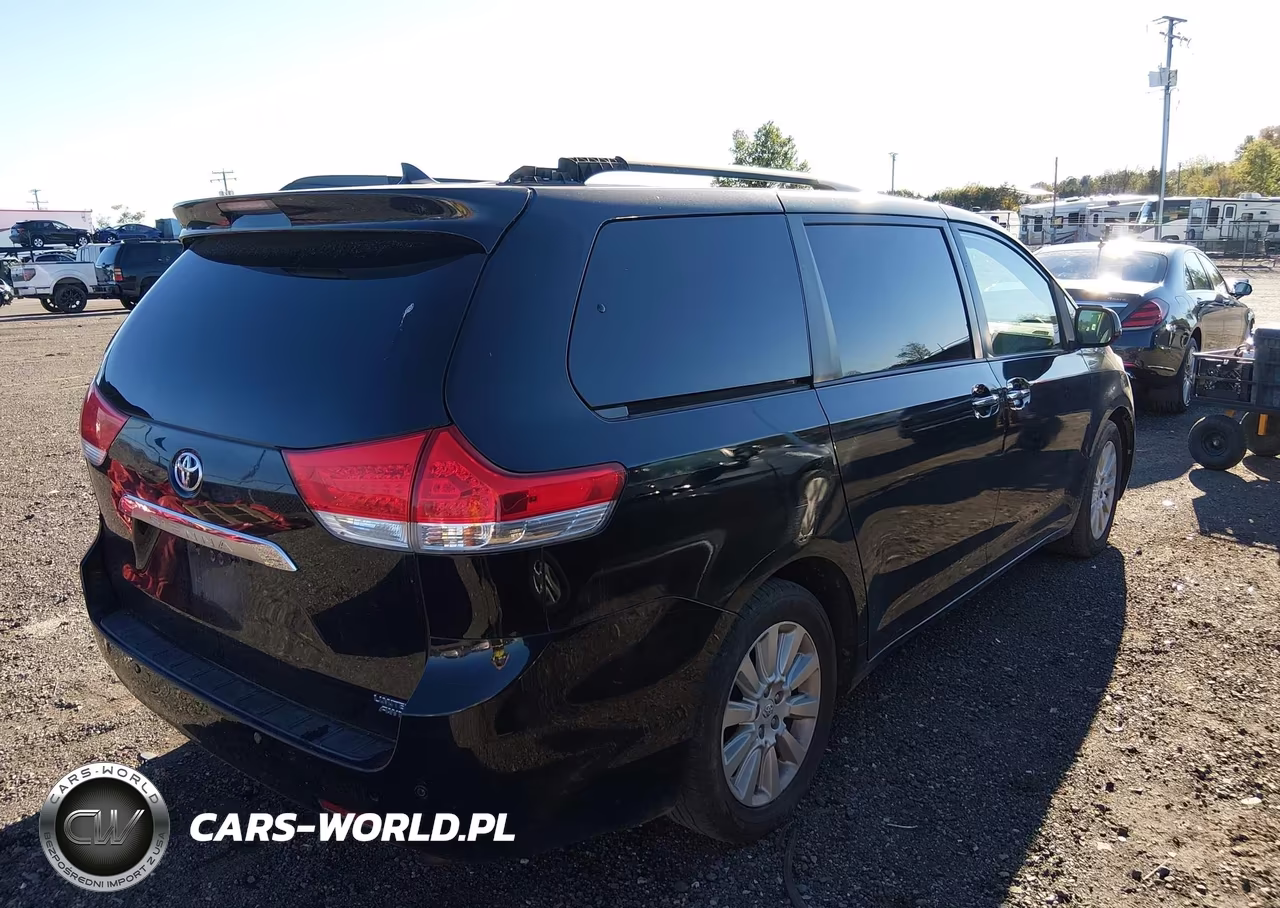 2011 Toyota Sienna Limited VIN:5TDDK3DC2BS017366 - 4