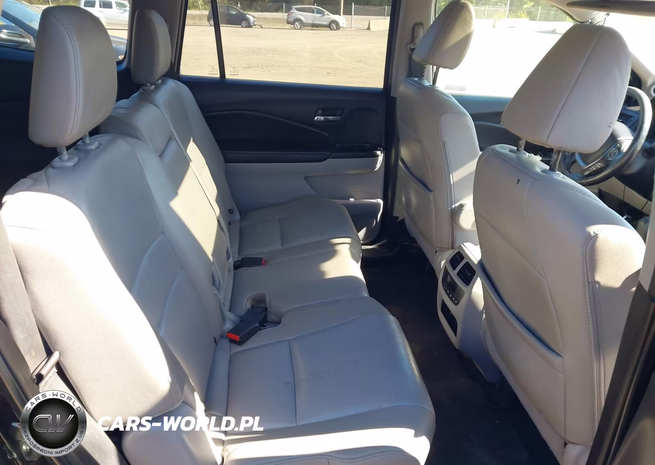 2018 Honda Pilot Ex-L VIN:5FNYF6H7XJB067343 - 8