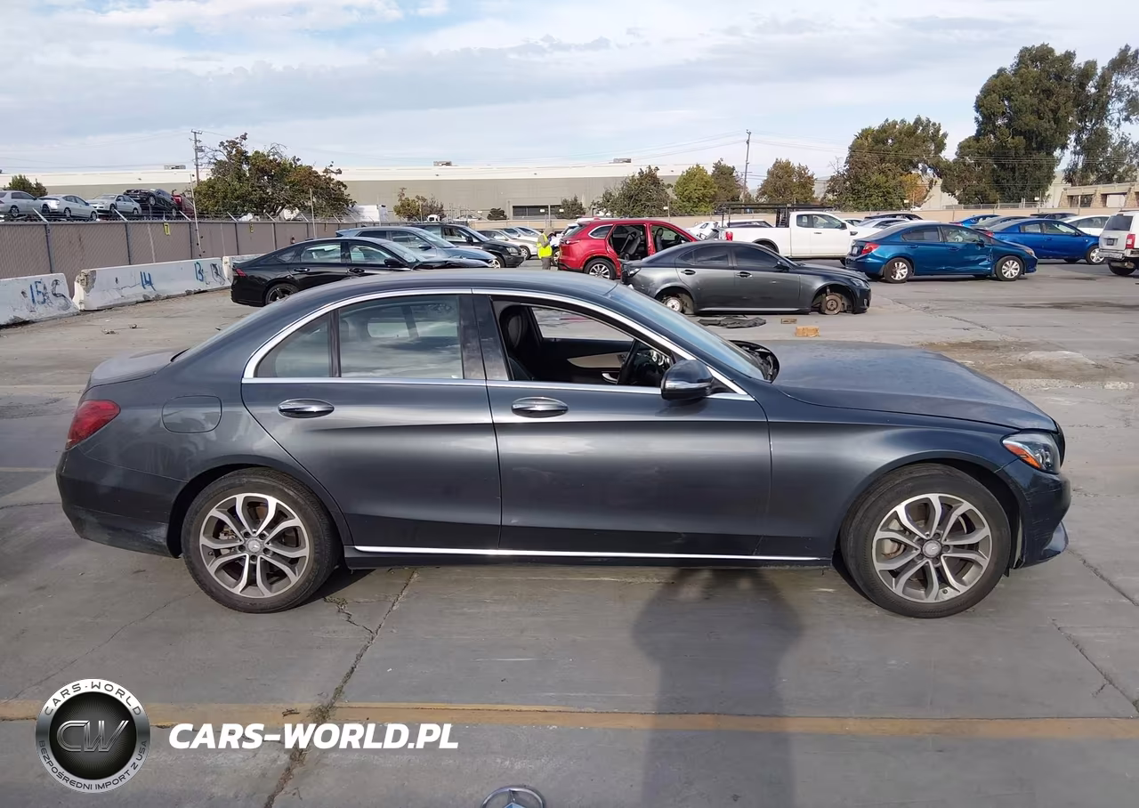 2015 Mercedes-Benz C 300 4Matic VIN:55SWF4KBXFU063792 - 13