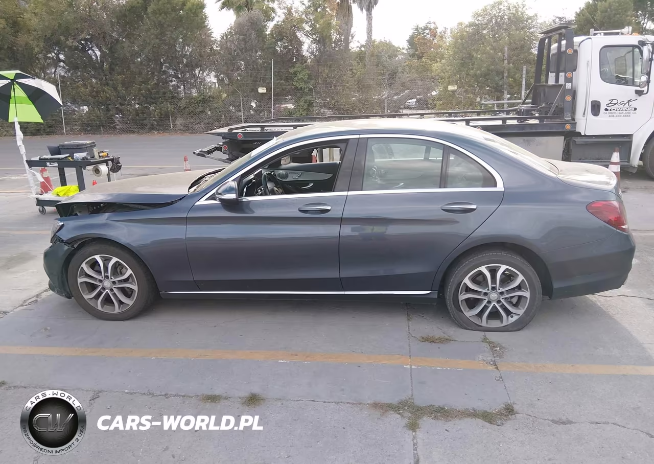 2015 Mercedes-Benz C 300 4Matic VIN:55SWF4KBXFU063792 - 14