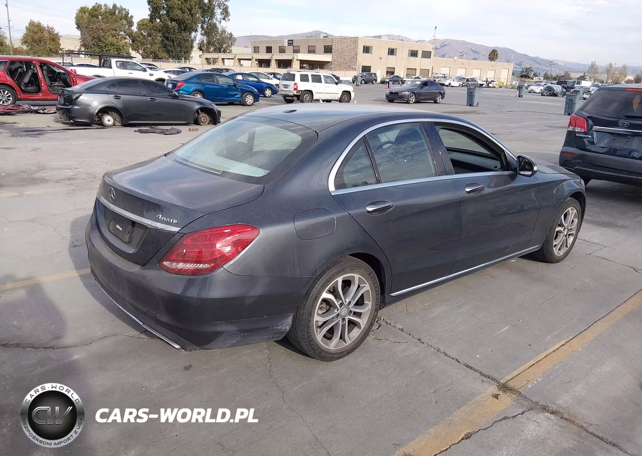 2015 Mercedes-Benz C 300 4Matic VIN:55SWF4KBXFU063792 - 4