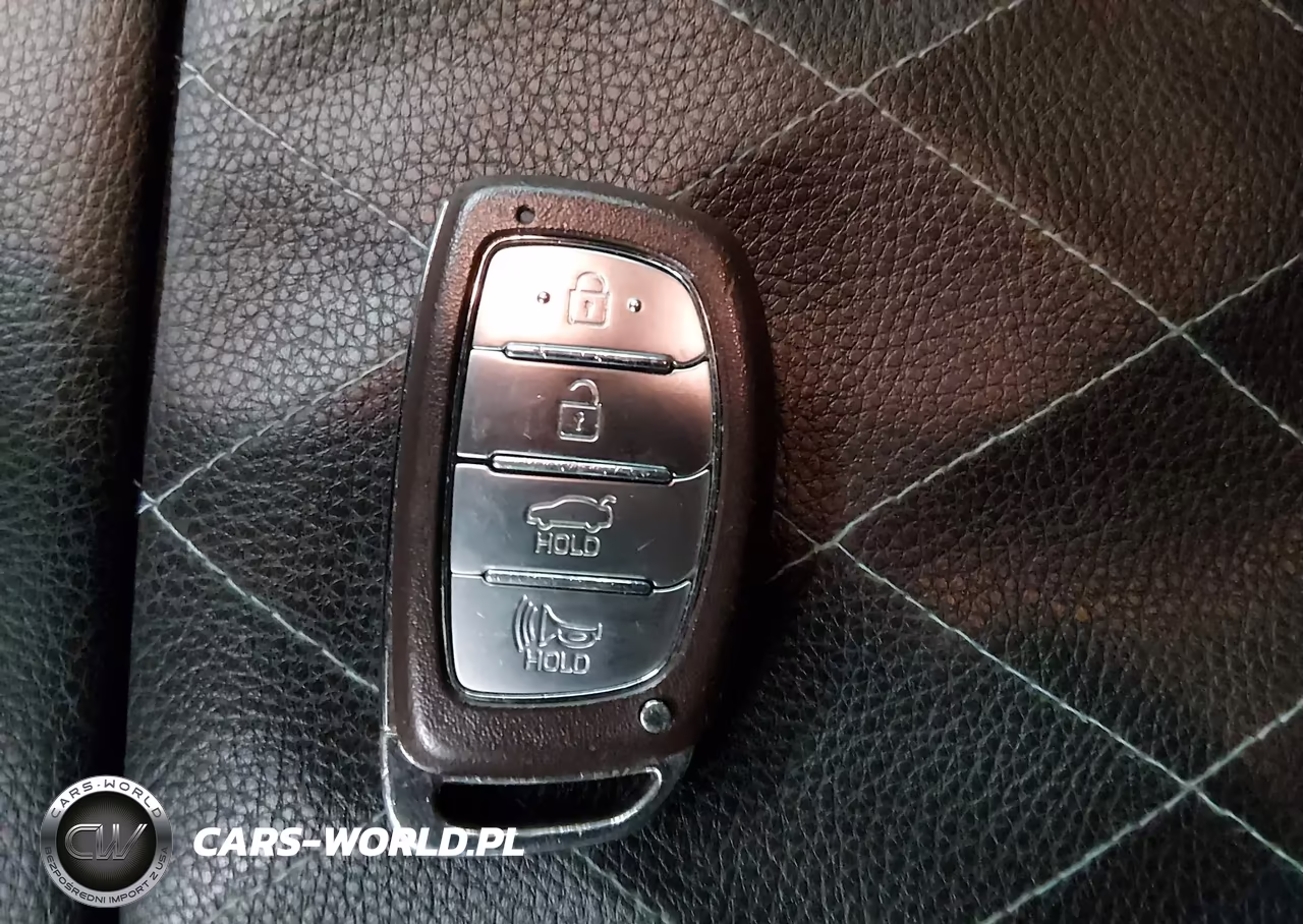 2019 Hyundai Elantra Value Edition VIN:5NPD84LF5KH414849 - 11