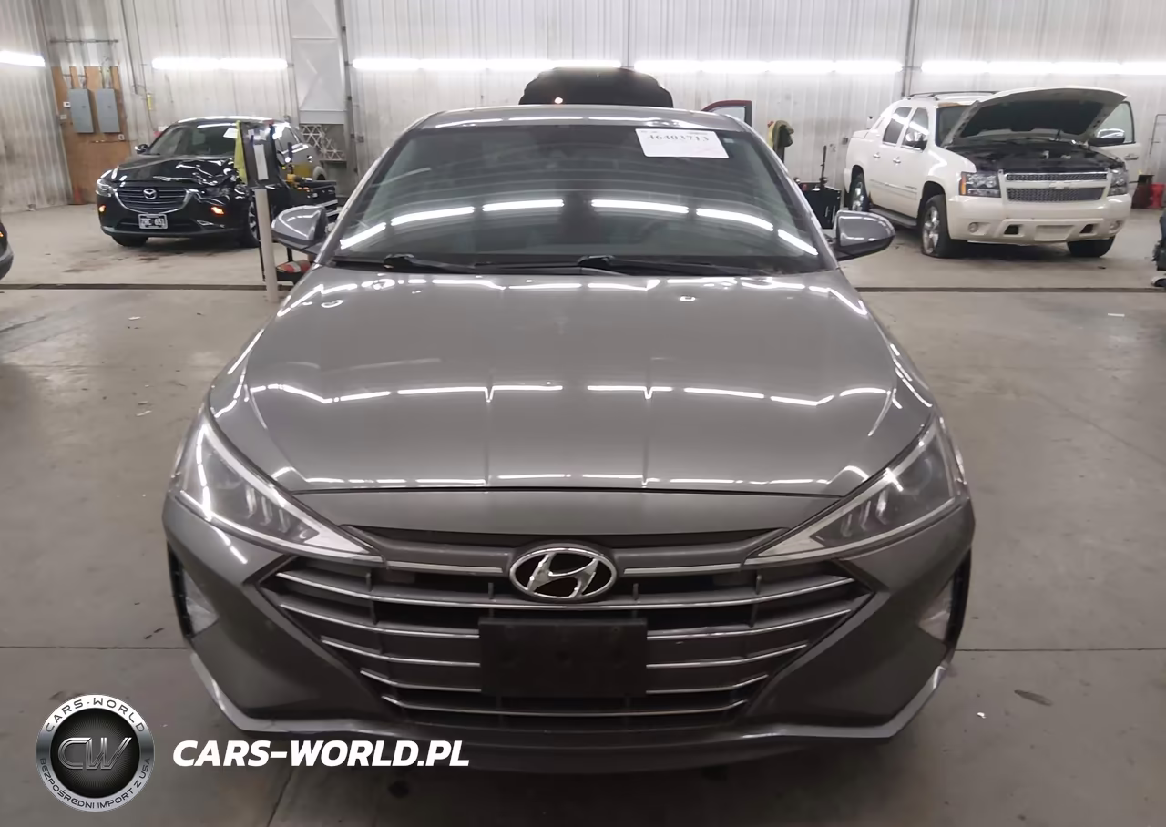 2019 Hyundai Elantra Value Edition VIN:5NPD84LF5KH414849 - 13