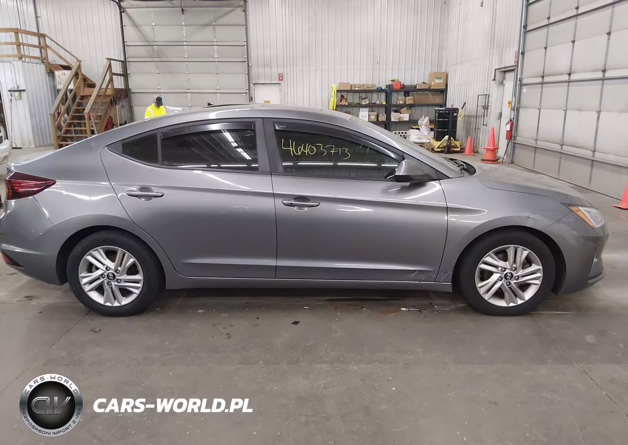 2019 Hyundai Elantra Value Edition VIN:5NPD84LF5KH414849 - 14
