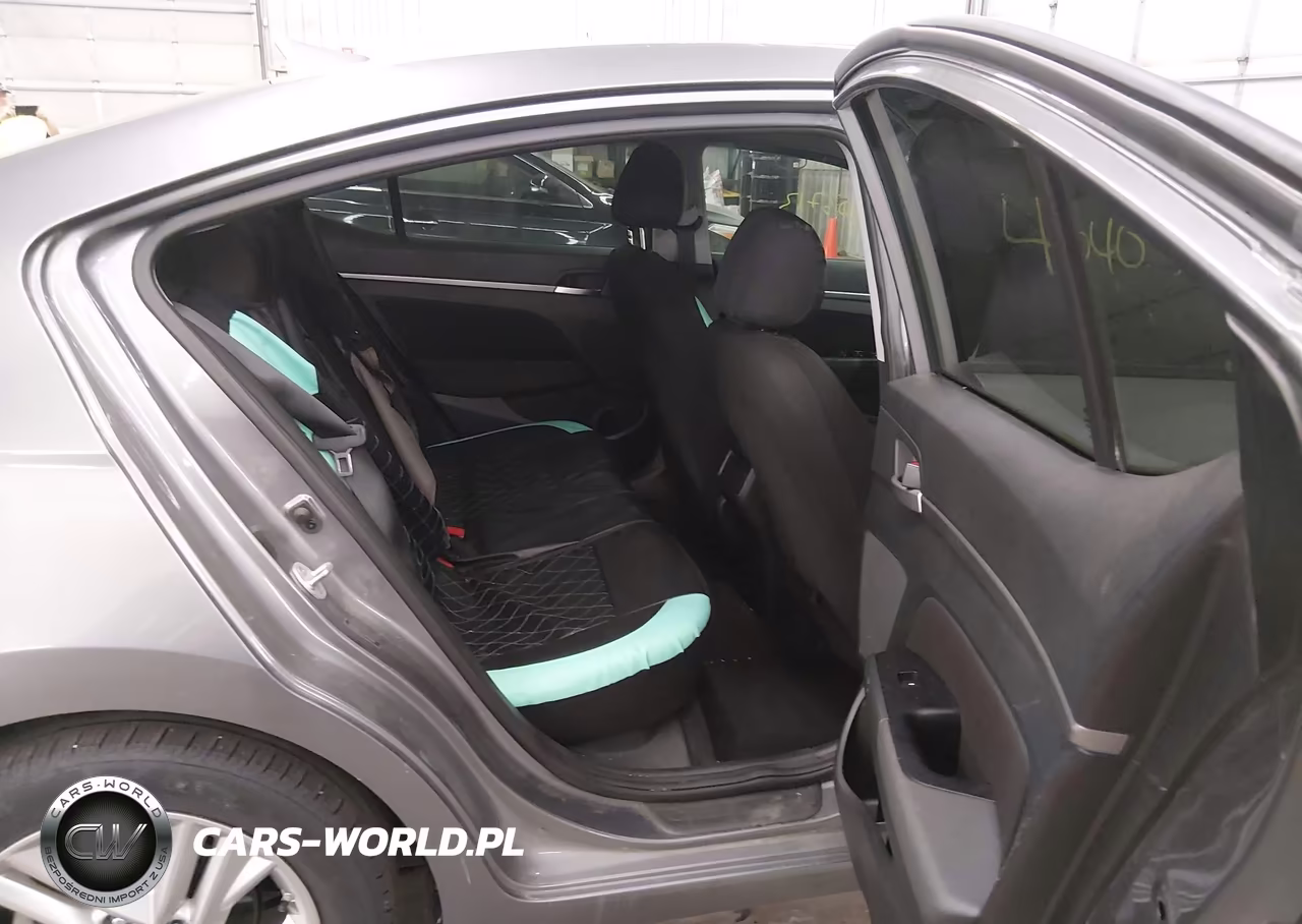 2019 Hyundai Elantra Value Edition VIN:5NPD84LF5KH414849 - 8