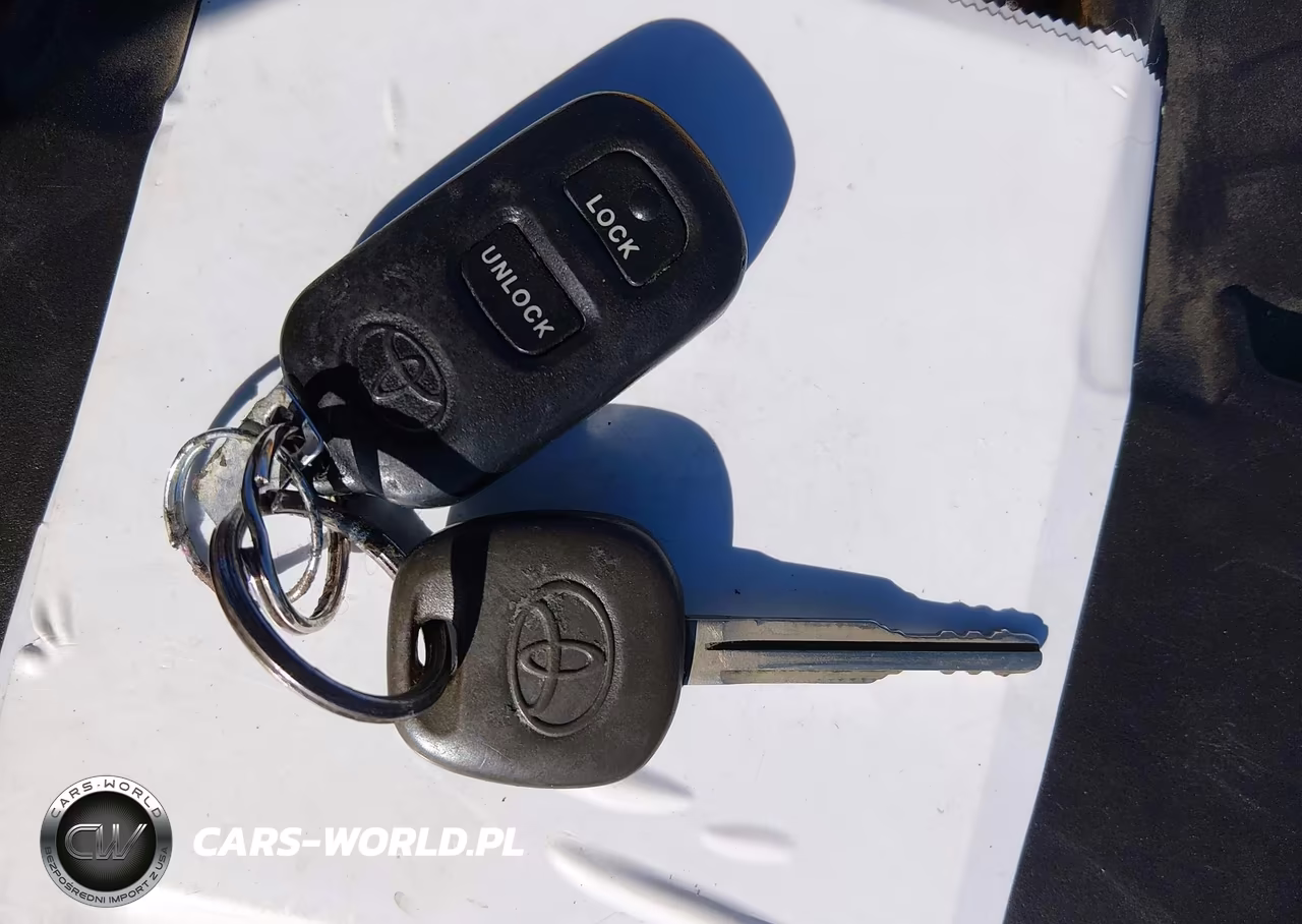 2006 Toyota Corolla Le VIN:1NXBR32E26Z621505 - 11