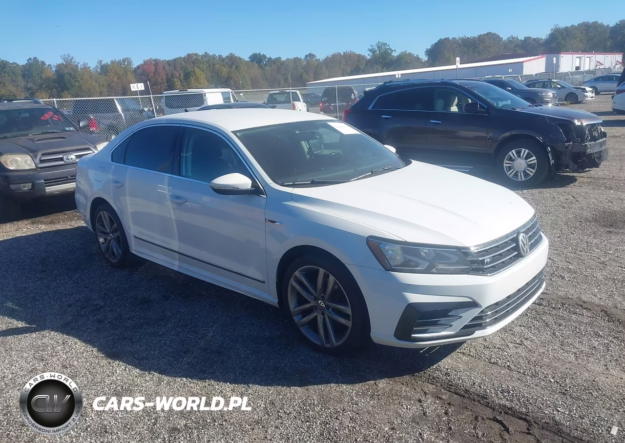 2017 Volkswagen Passat 1.8T R-Line