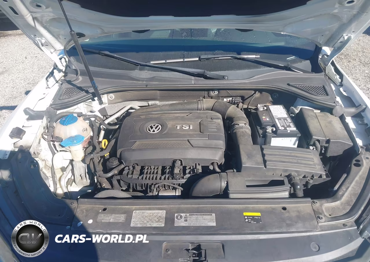 2017 Volkswagen Passat 1.8T R-Line VIN:1VWDT7A35HC057151 - 10