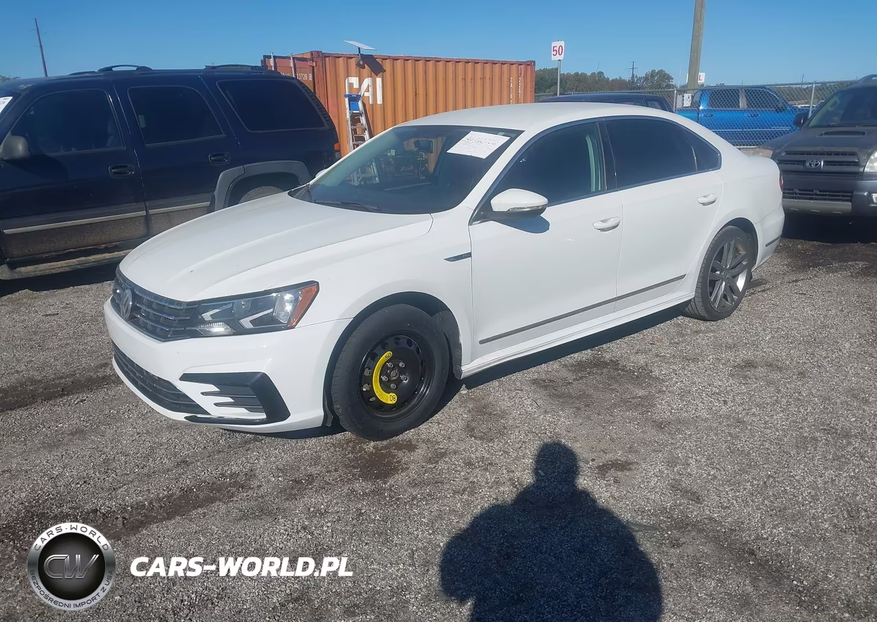 2017 Volkswagen Passat 1.8T R-Line VIN:1VWDT7A35HC057151 - 2