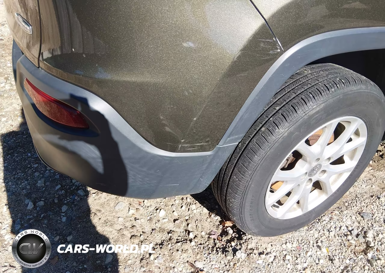 2014 Jeep Cherokee Latitude VIN:1C4PJMCS3EW291775 - 14