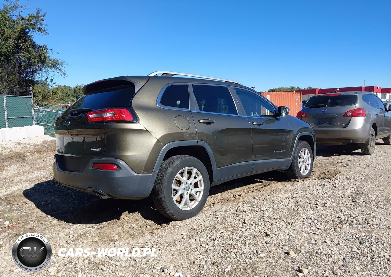 2014 Jeep Cherokee Latitude VIN:1C4PJMCS3EW291775 - 4