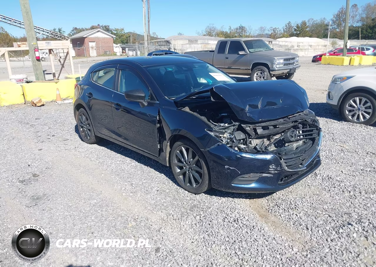 2018 Mazda Mazda3 Touring VIN:3MZBN1L35JM212992 - 1