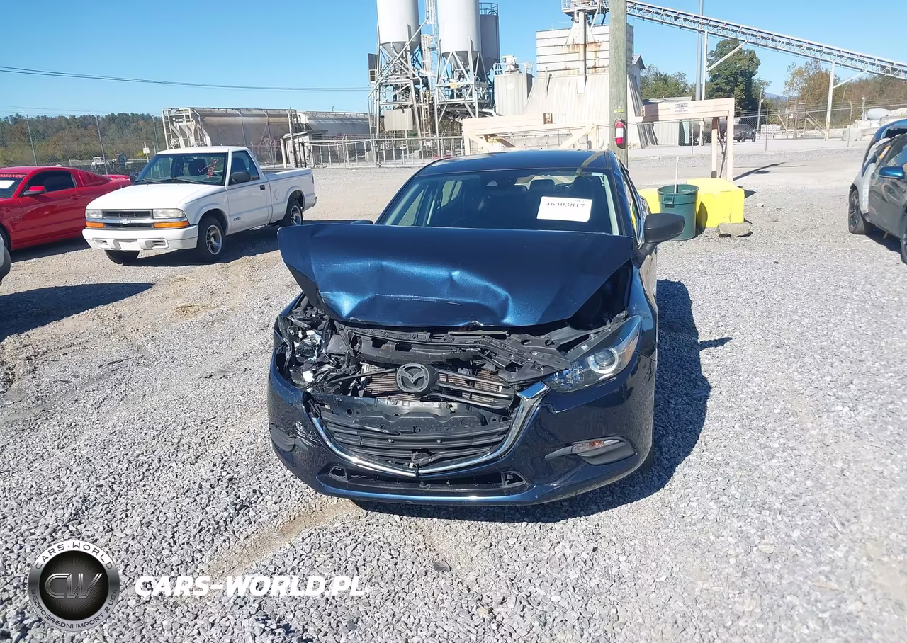 2018 Mazda Mazda3 Touring VIN:3MZBN1L35JM212992 - 12