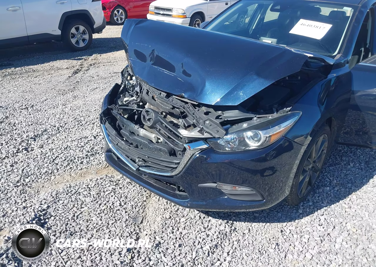 2018 Mazda Mazda3 Touring VIN:3MZBN1L35JM212992 - 6
