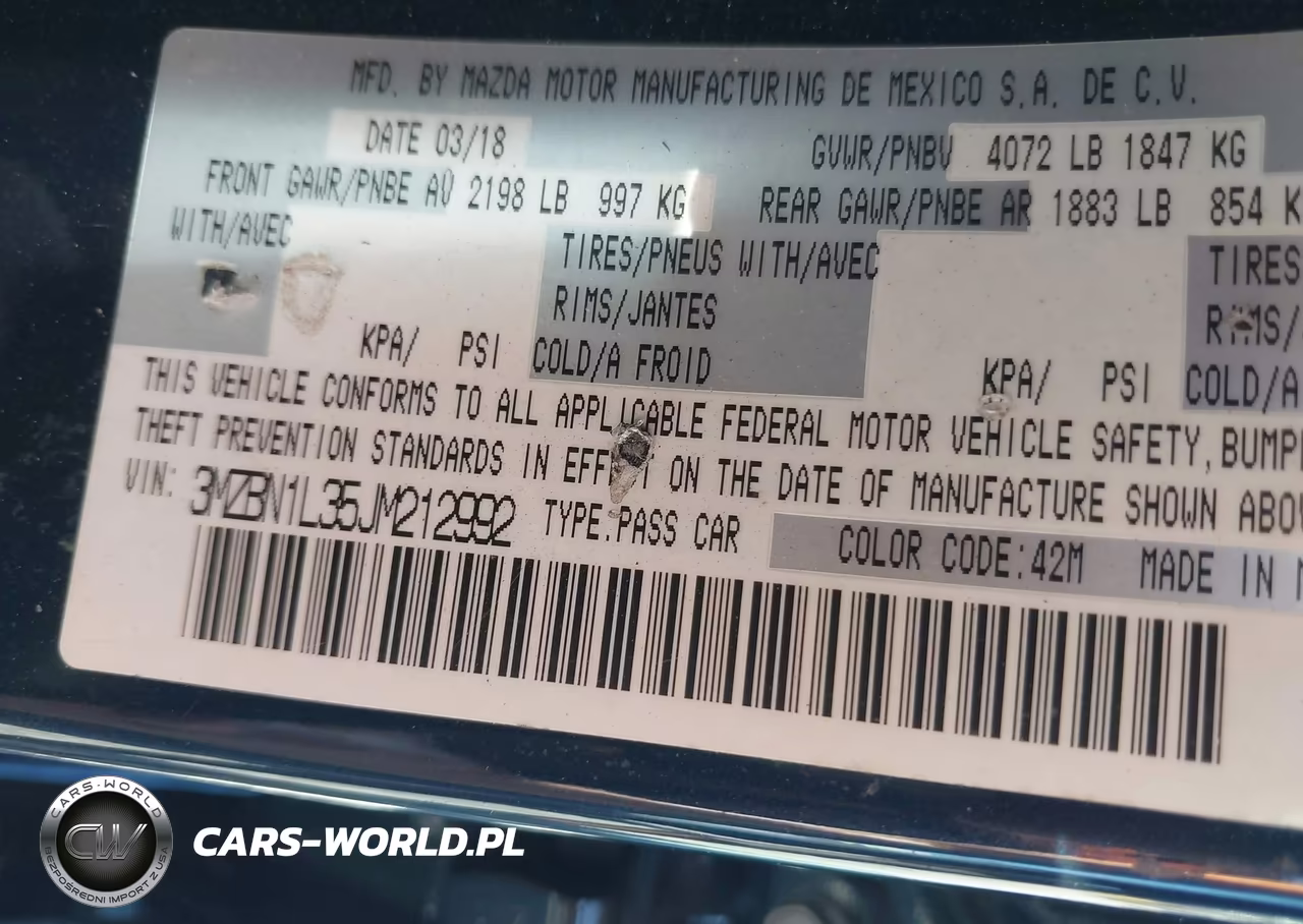 2018 Mazda Mazda3 Touring VIN:3MZBN1L35JM212992 - 9