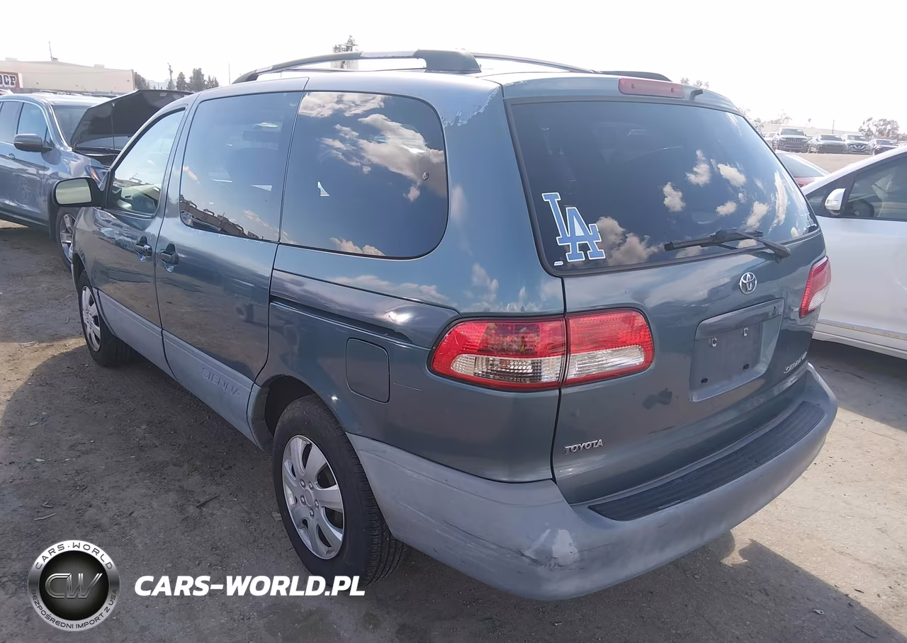 2002 Toyota Sienna Ce VIN:4T3ZF19C42U452671 - 3