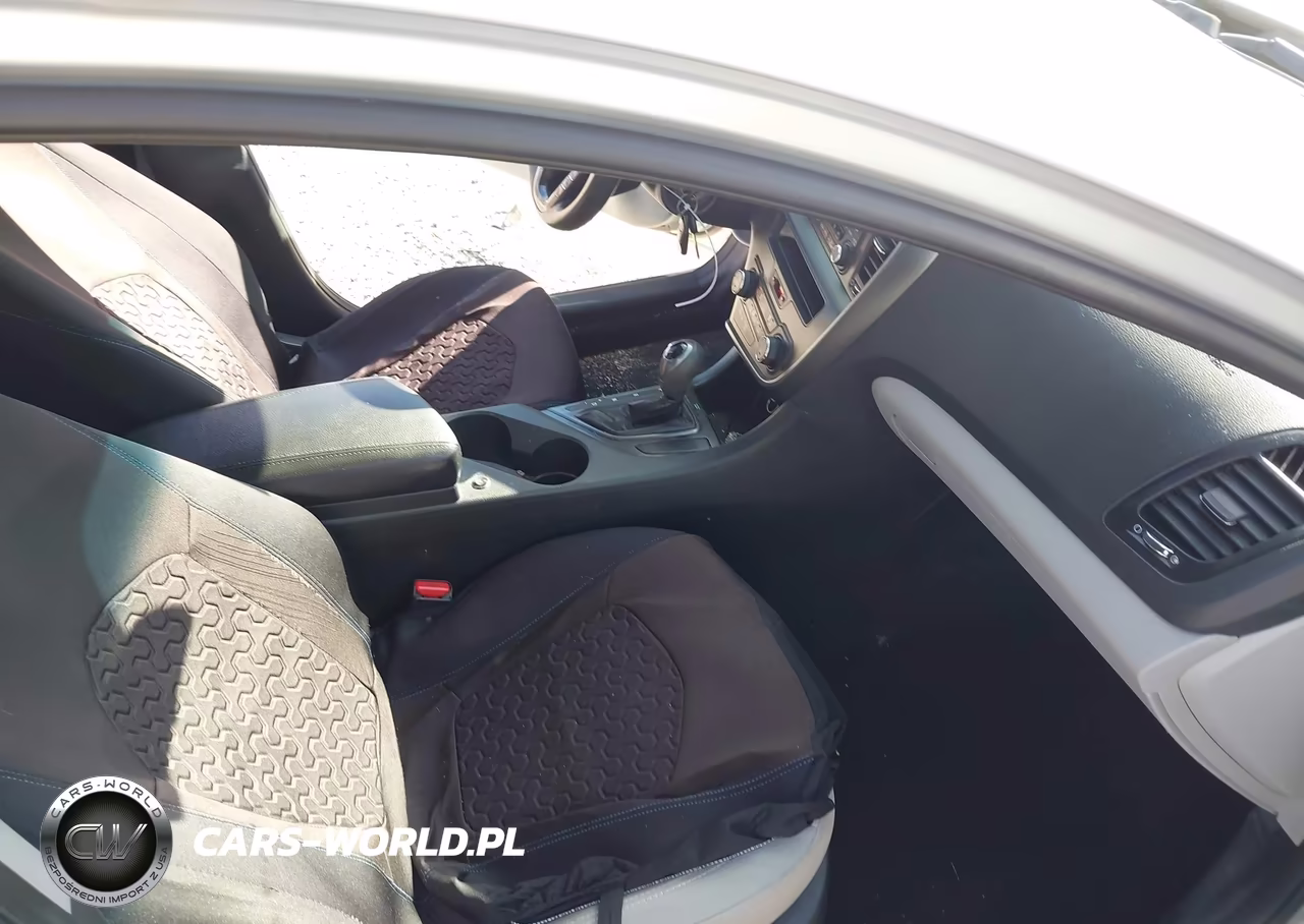 2013 Kia Optima Lx VIN:KNAGM4A7XD5383070 - 5
