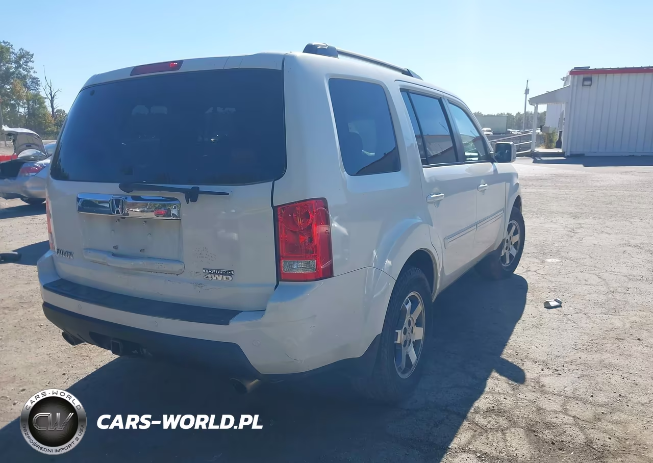 2011 Honda Pilot Touring VIN:5FNYF4H90BB092145 - 4
