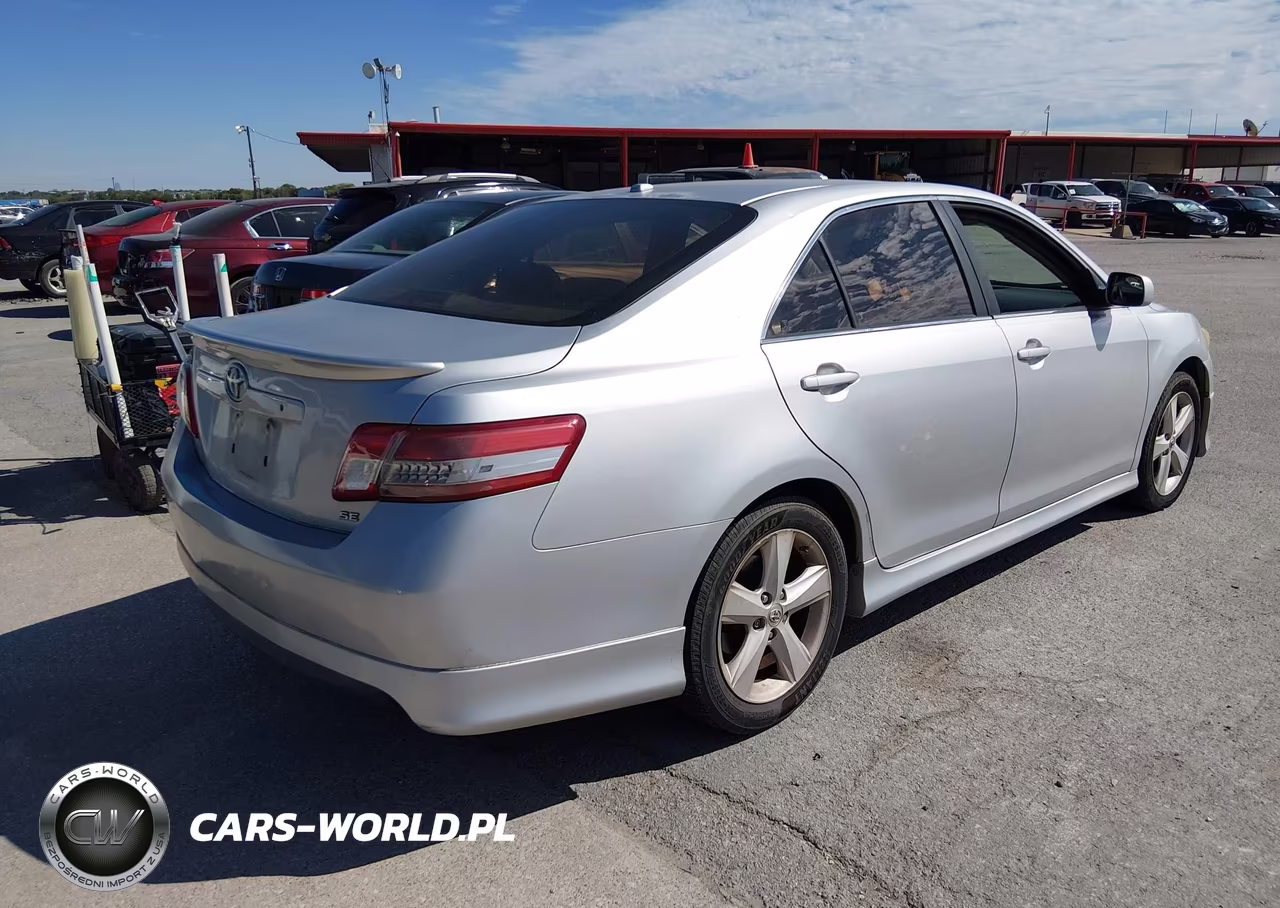 2011 Toyota Camry Se VIN:4T1BF3EK8BU135558 - 4