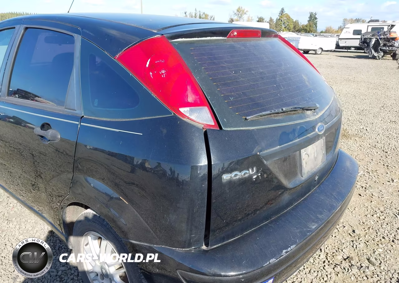 2005 Ford Focus Zx5 VIN:3FAFP37N85R129500 - 13