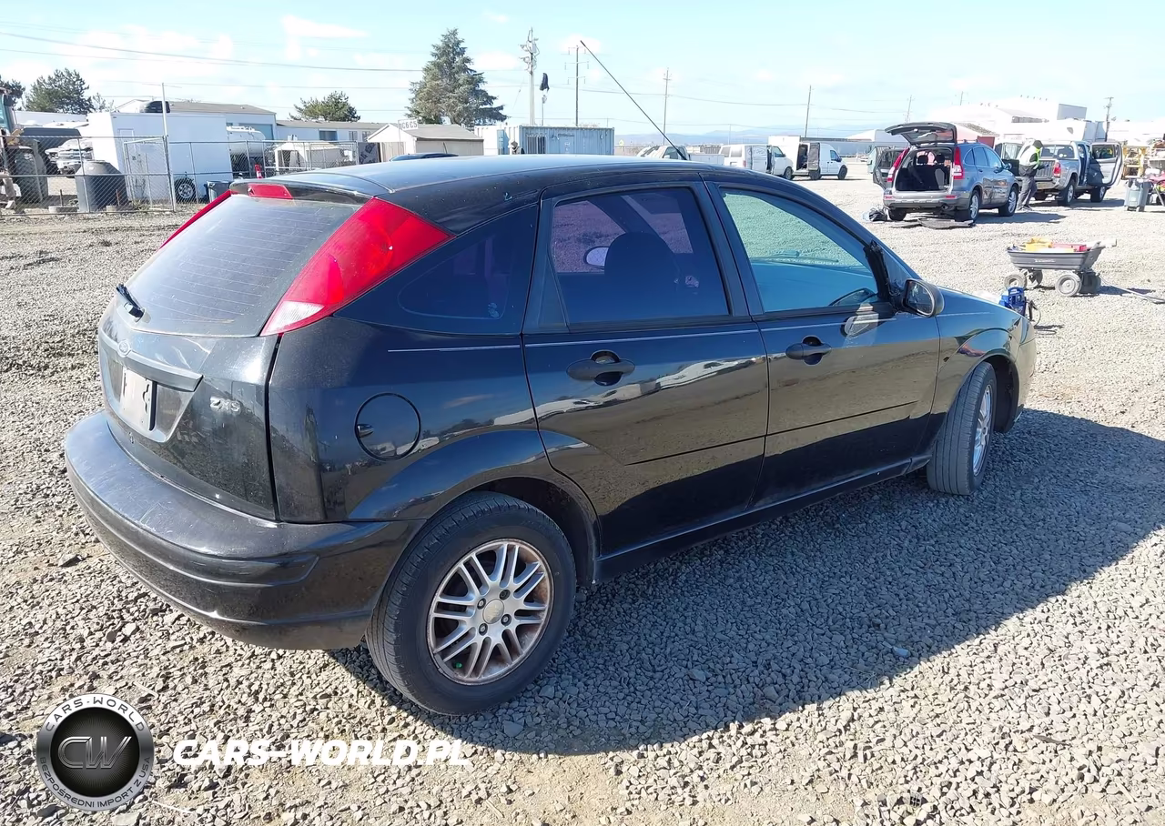 2005 Ford Focus Zx5 VIN:3FAFP37N85R129500 - 4