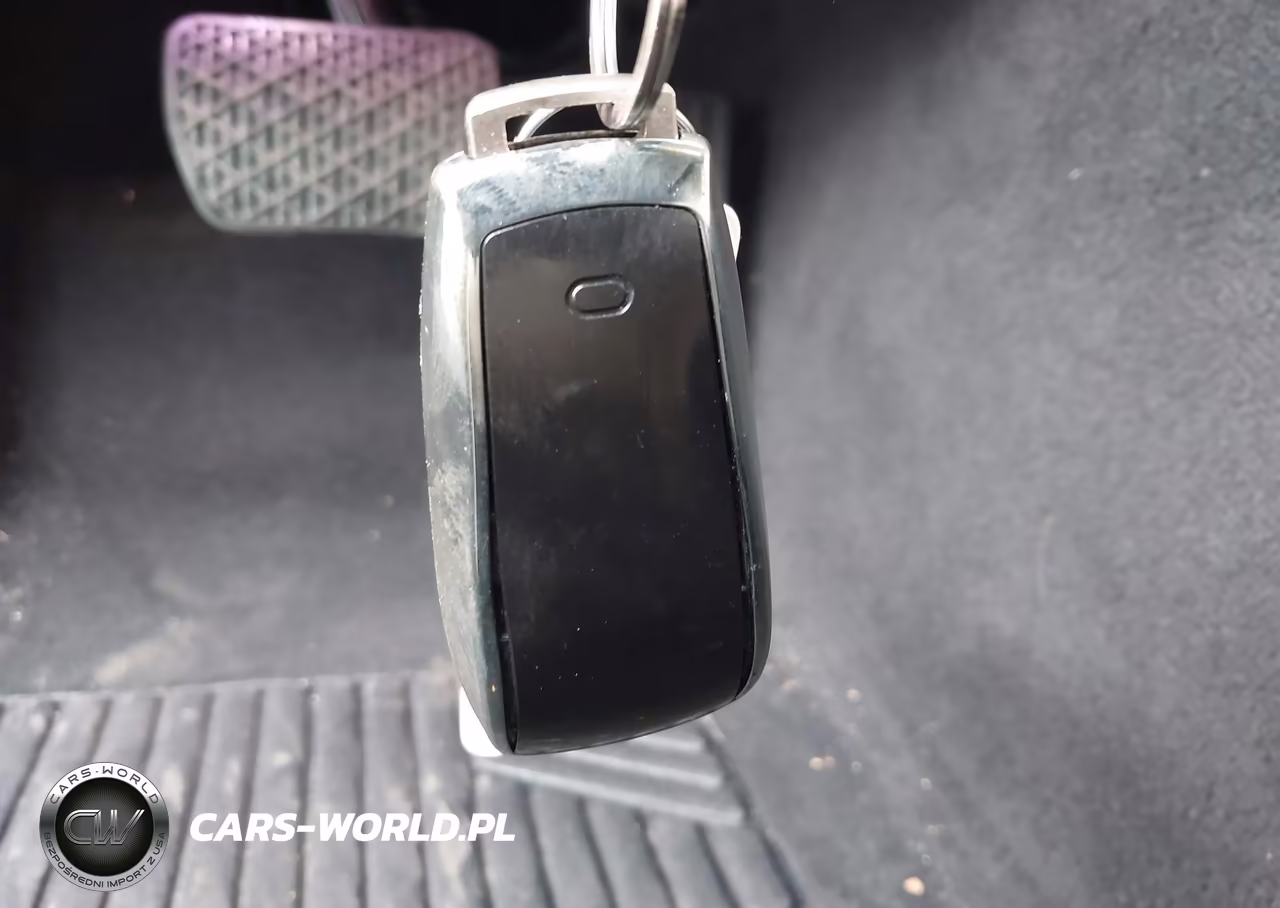 2017 Mercedes-Benz E 300 VIN:WDDZF4JB8HA173967 - 11