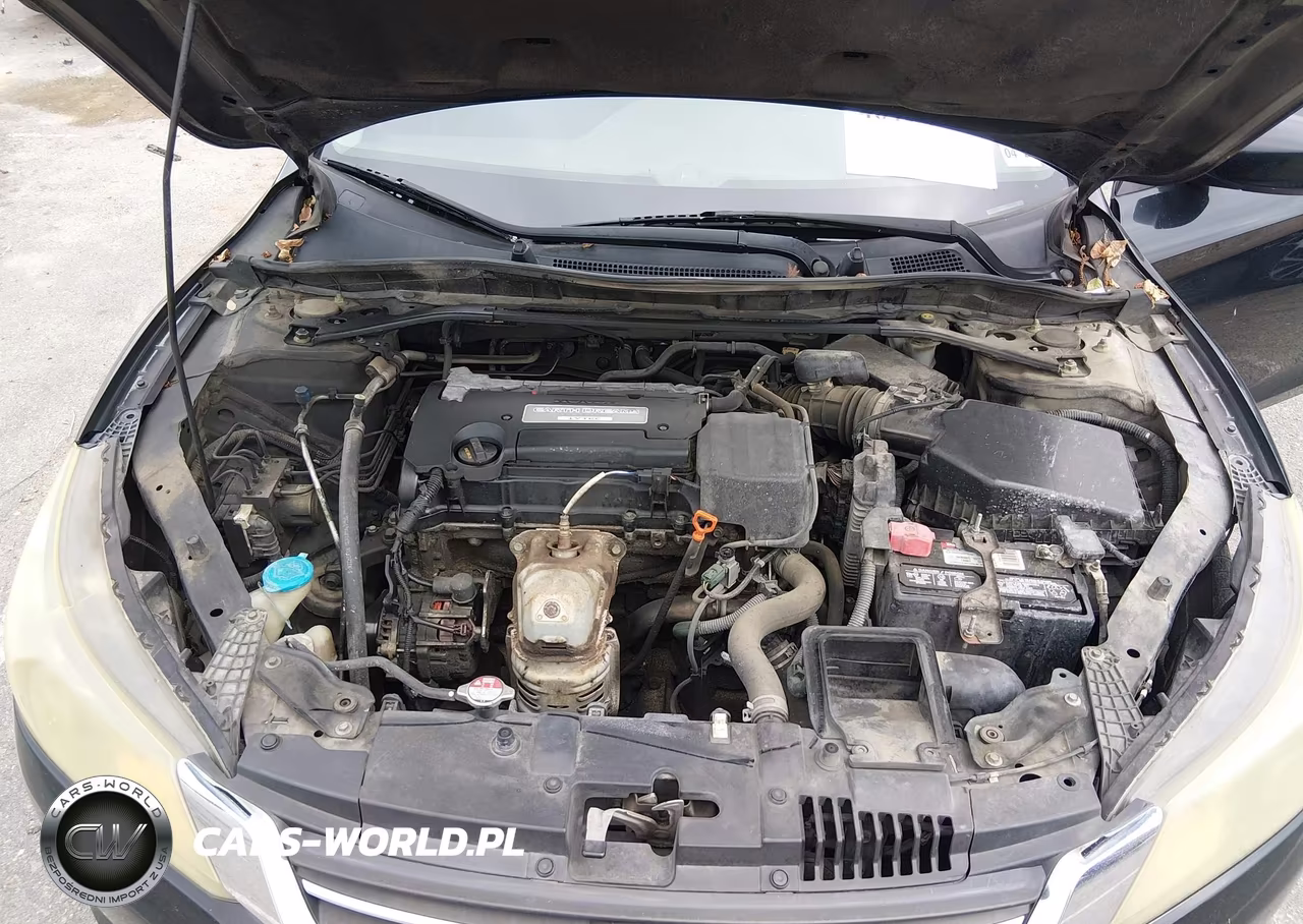 2015 Honda Accord Sport VIN:1HGCR2F58FA015108 - 10