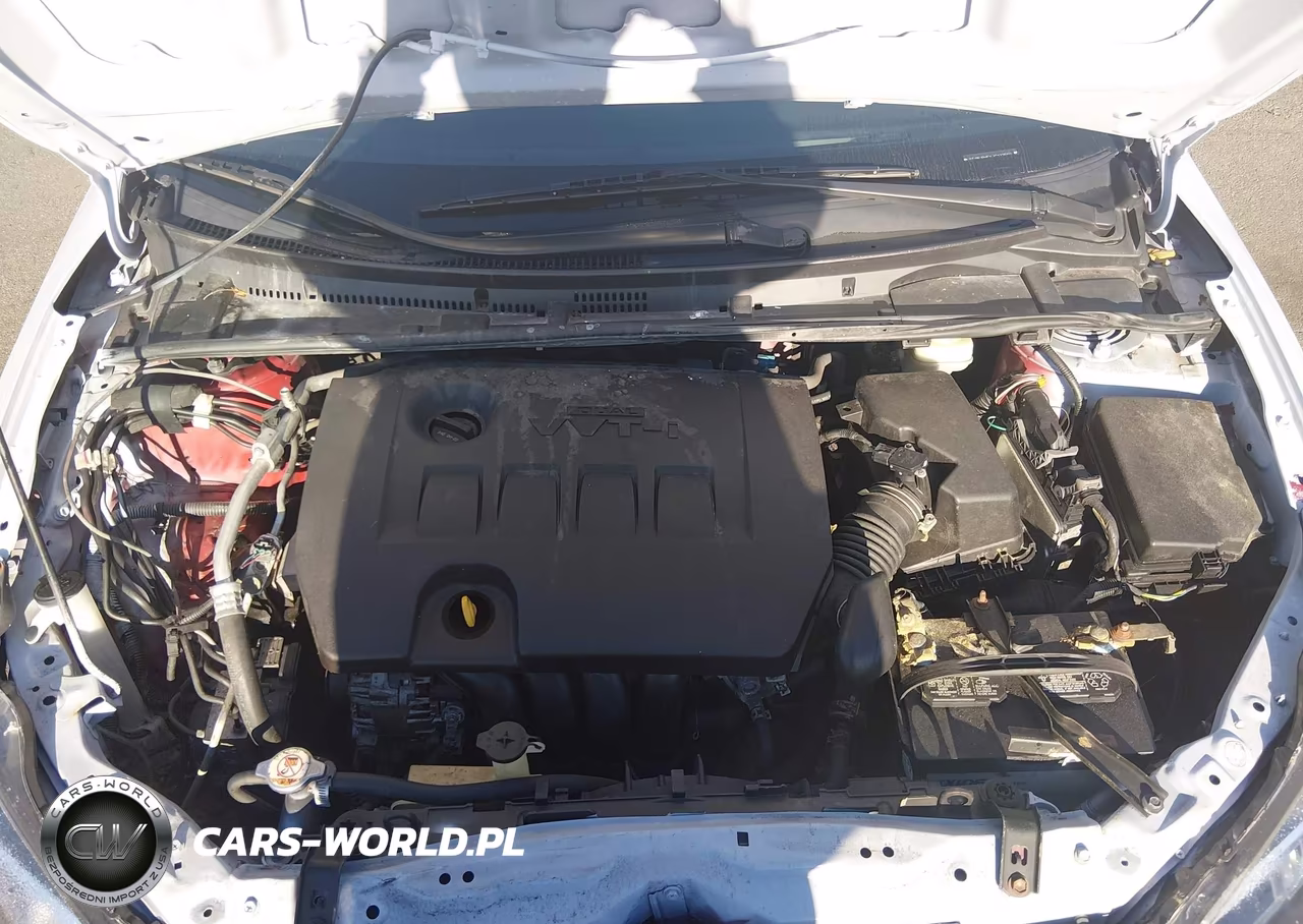 2018 Toyota Corolla Le VIN:2T1BURHEXJC123569 - 10