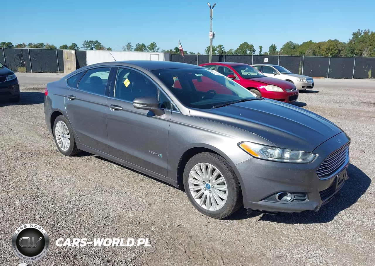 2013 Ford Fusion Hybrid Se