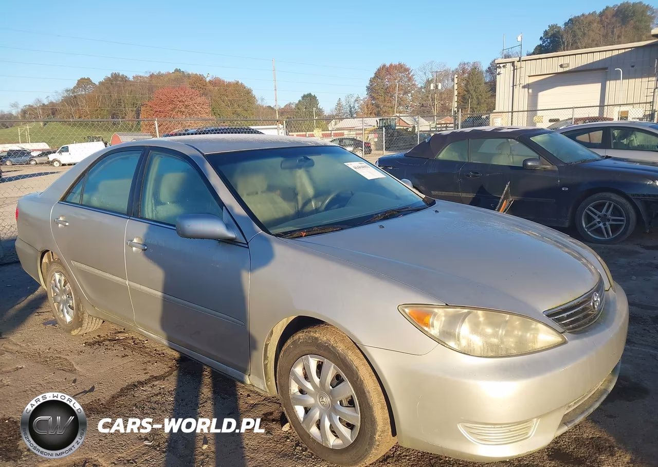 2005 Toyota Camry Le VIN:4T1BE30K35U948630 - 1
